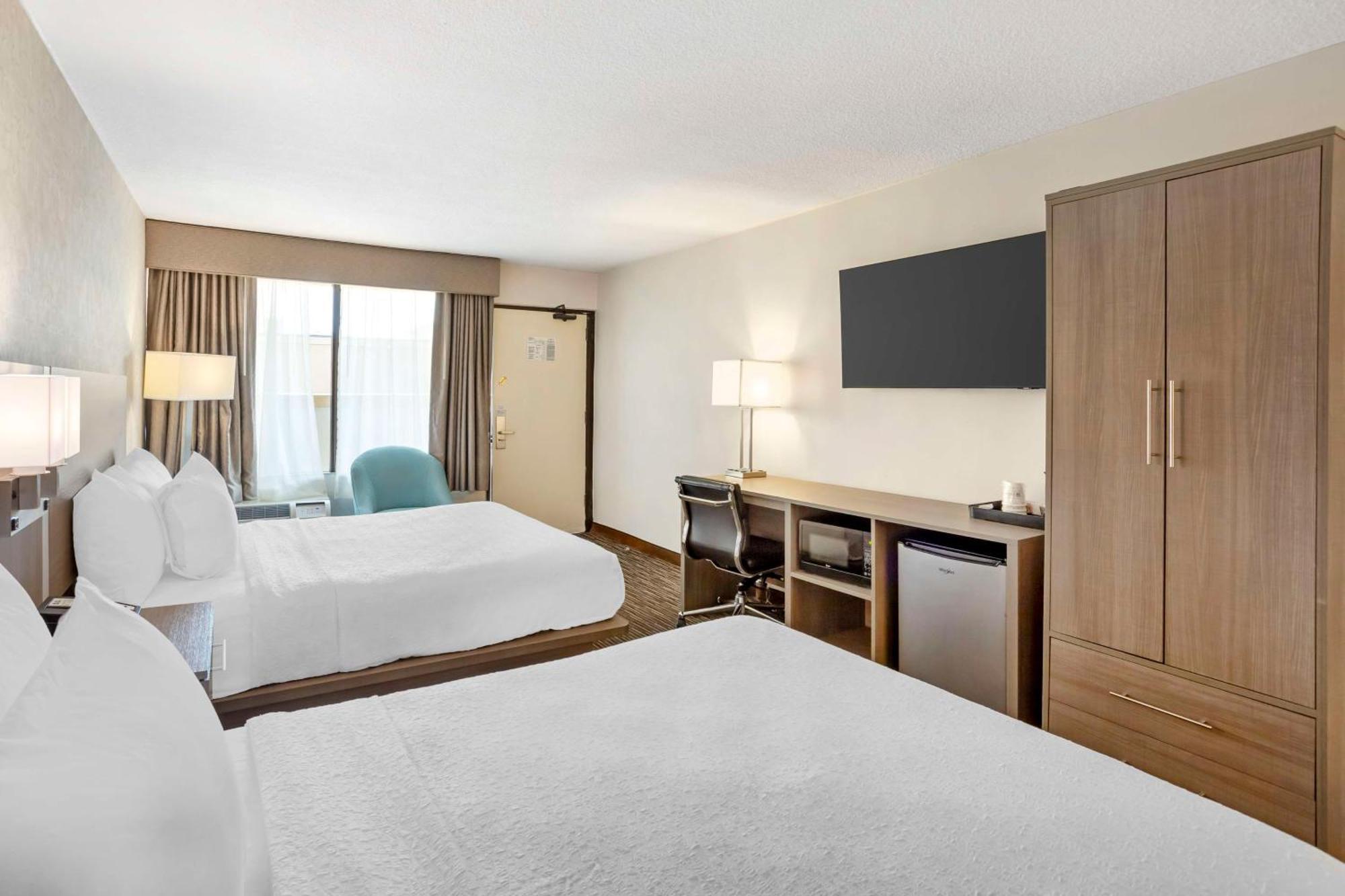 Best Western Mill River Manor Rockville Centre Bagian luar foto