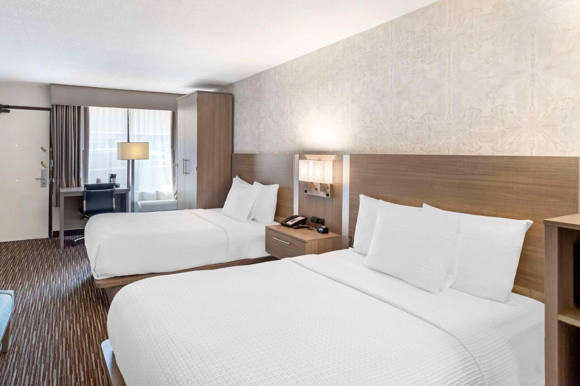 Best Western Mill River Manor Rockville Centre Bagian luar foto