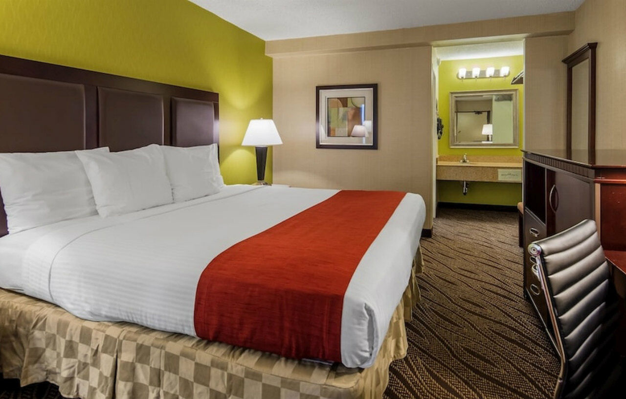 Best Western Mill River Manor Rockville Centre Bagian luar foto